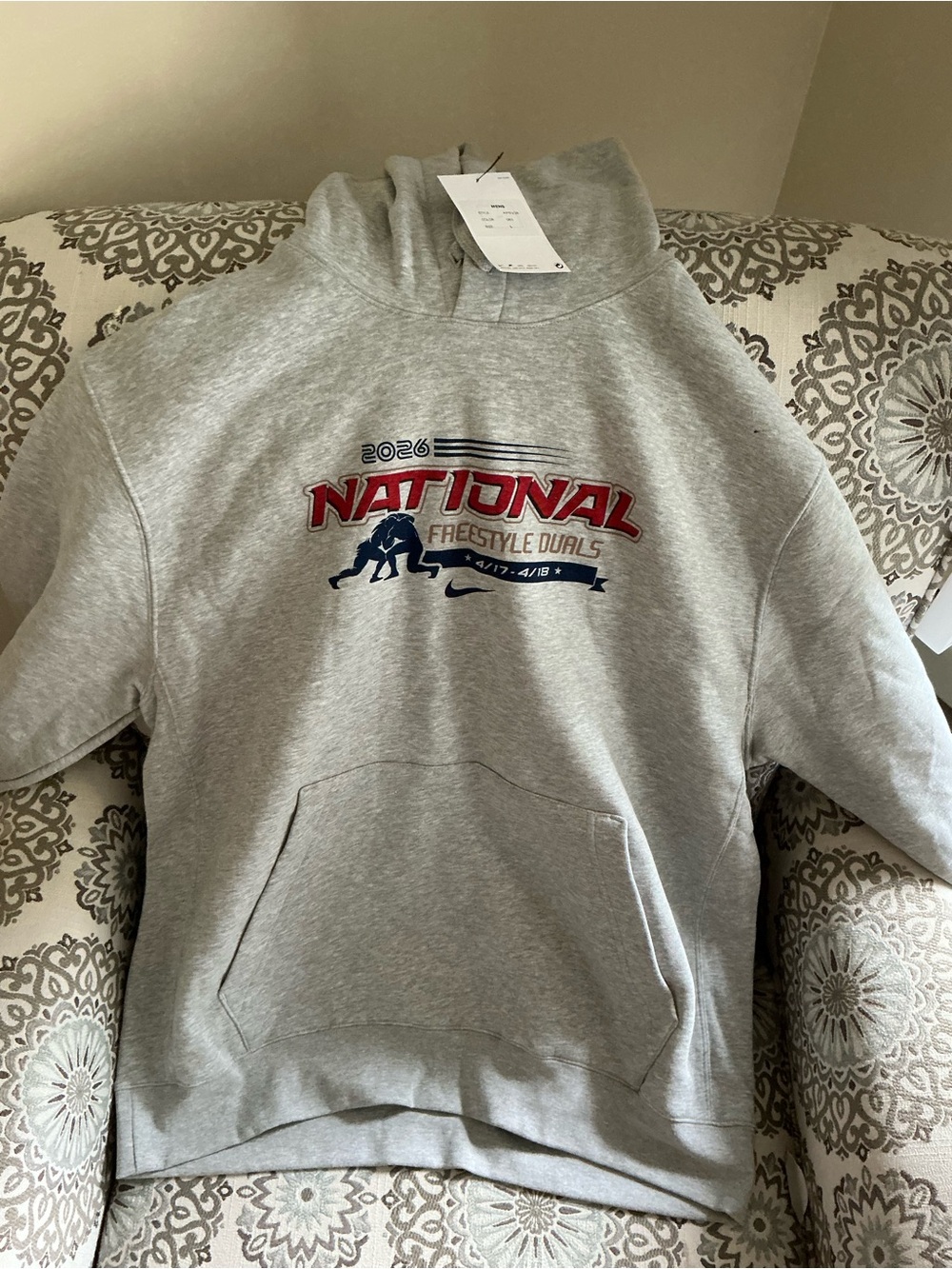 Men’s Wrestling Themed Heavy Duty Hooded Sweatshirt size Large - New with tags